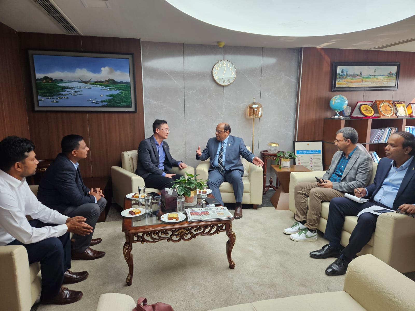 hero-ministry-meeting